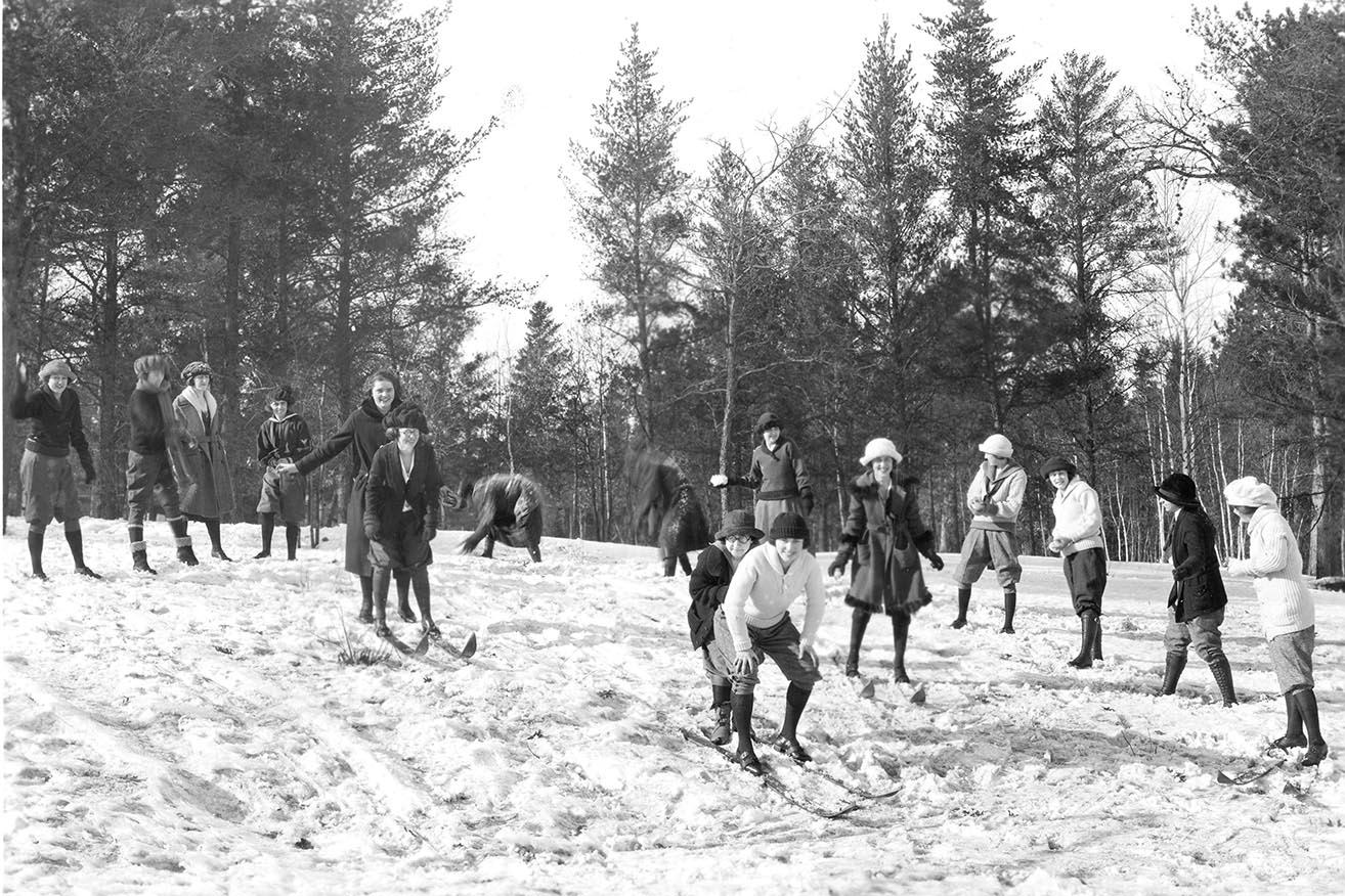 Bemidji Normal School Skiing behind Deputy Hall, 1920s.