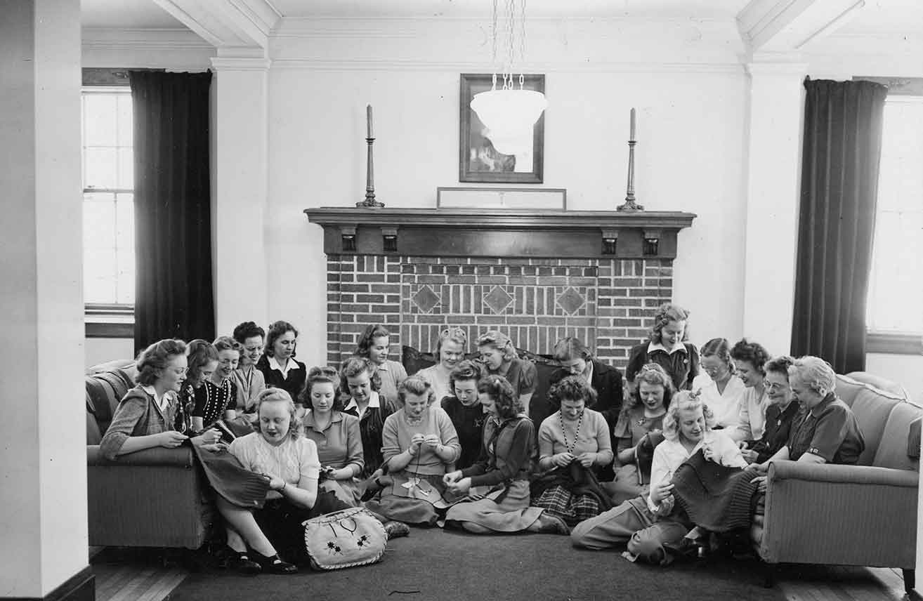Sanford Hall women’s dorm, 1943.