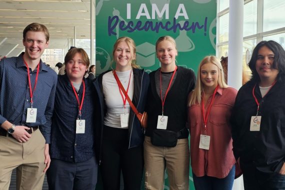Bemidji State Students Present Groundwater Research at National Conference