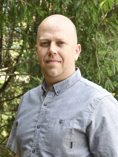 Headshot of Robert Ferdinandt.