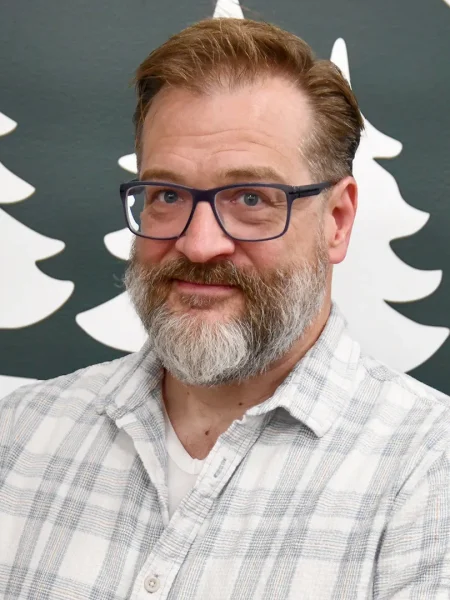 Headshot of Andy Bartlett.