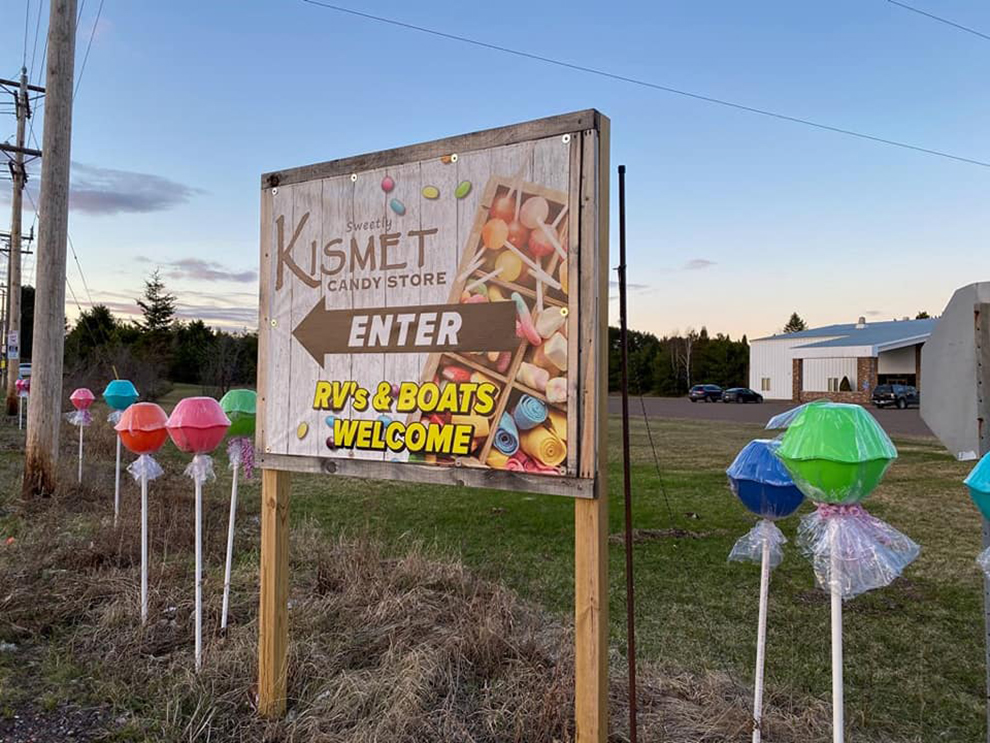 Sweetly-Kismet-exterior.jpg