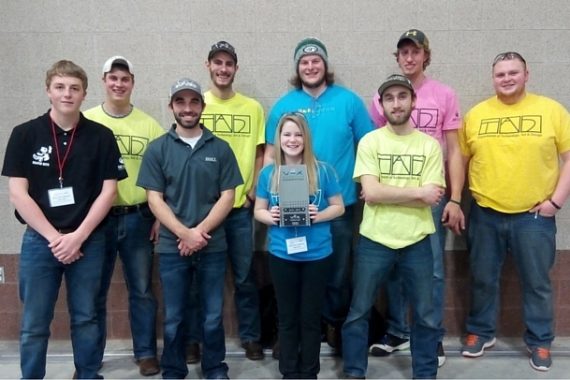 Bemidji State robotics team captures Design Award at VEX Competition