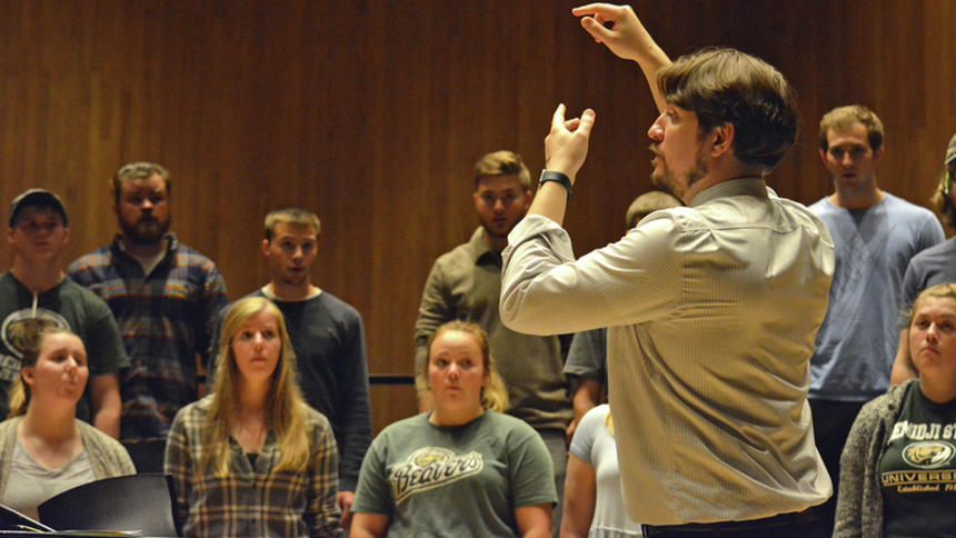 Bemidji Pioneer: Back together, in song: BSU Choir Reunion Concert
