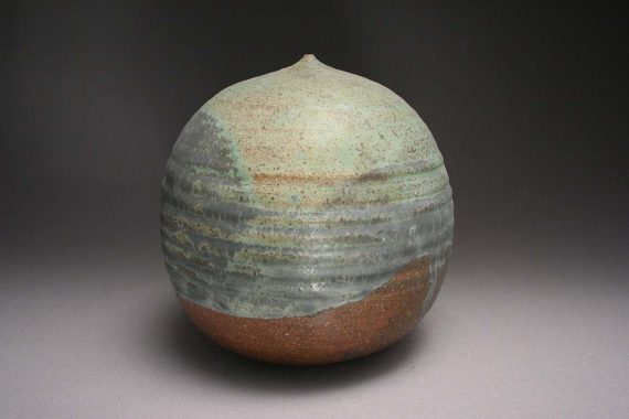 Takjaezu Toshiko—stoneware sphere