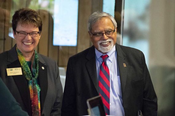 Minnesota State Extends Contract for Chancellor Malhotra President Hensrud joined
Chancellor Malhotra at his
Oct. 5 Partnership Tour stop at Bemidji's Mayflower Building.