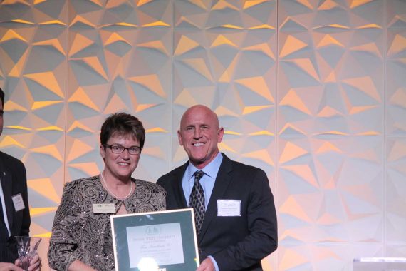 Tom Heaviland &rsquo;80 &ndash; Outstanding Alumni Award.