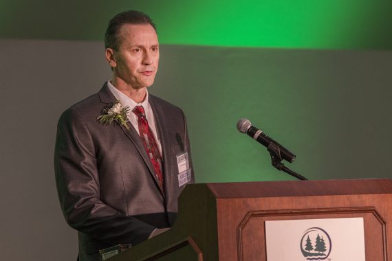 Inductee Rich Swartz addresses the crowd.
