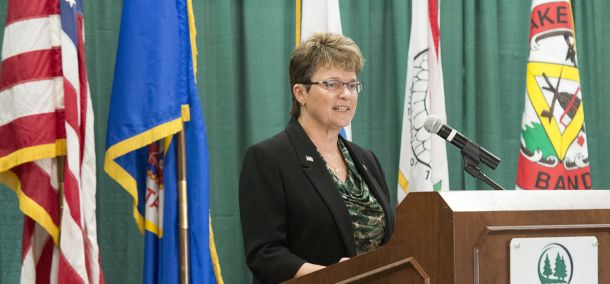 President Hensrud speaking at the President's Welcome Breakfast.