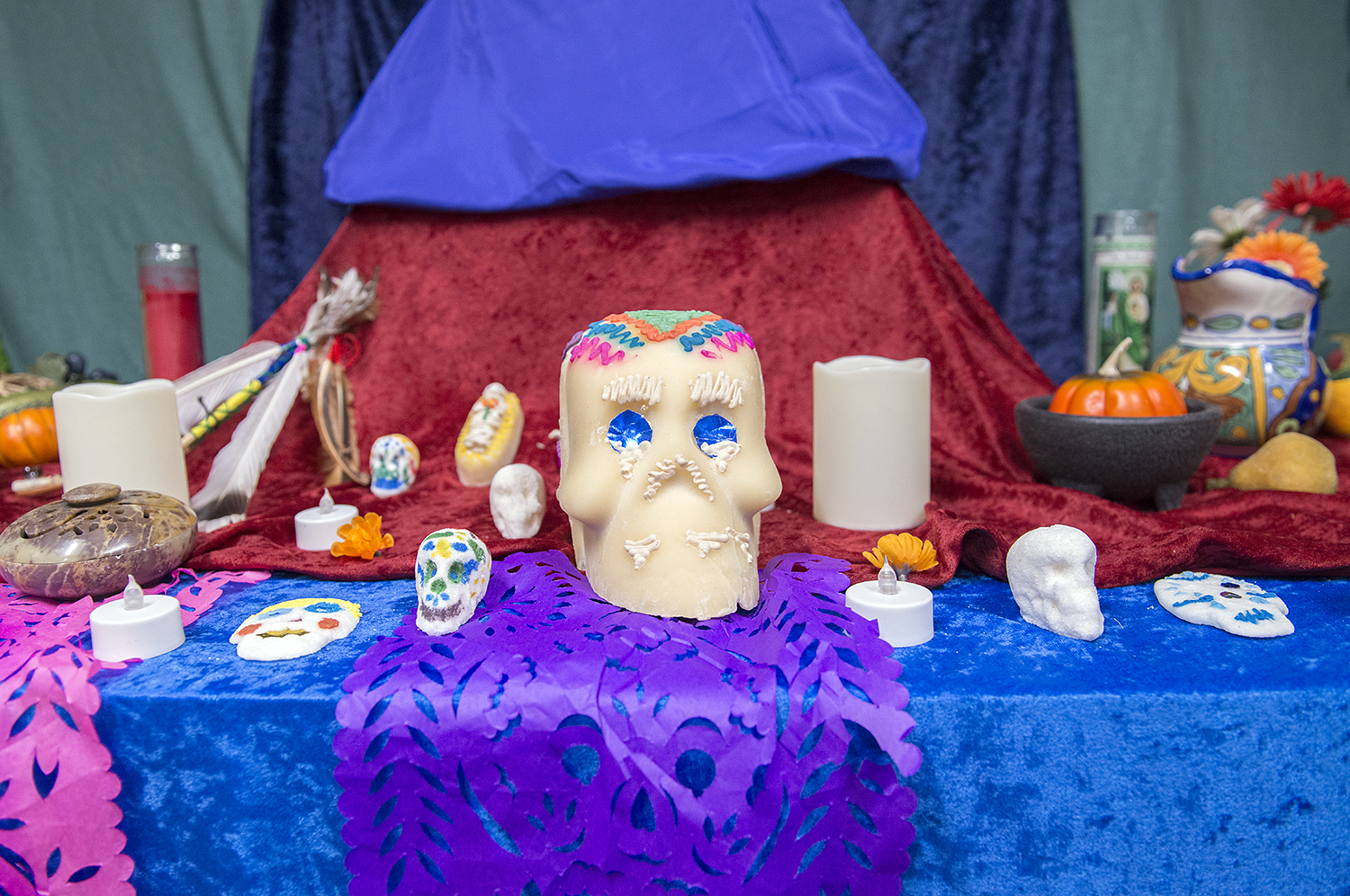 2019 Bemidji State Día de los Muertos altar.