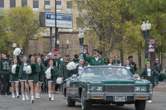 President Hensrud in BSU&rsquo;s Home for the 100th Homecoming parade.