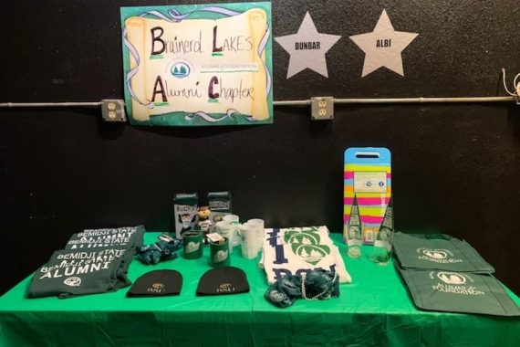 Door prizes at a Brainerd Lakes Alumni chapter event