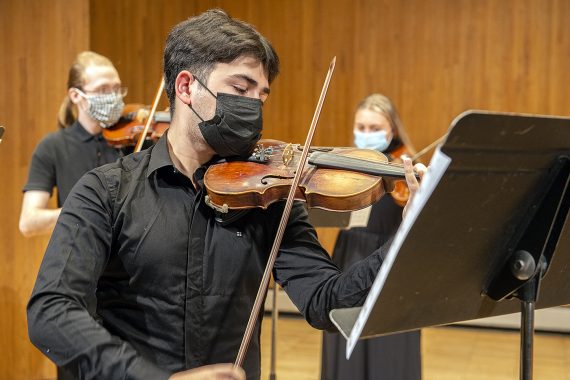 Students performing in Bemidji Chamber Orchestra.