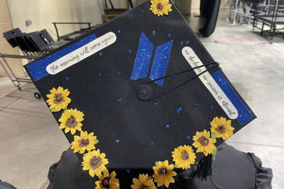 Bemidji State Class of 2022 graduation cap that says "The morning will come again, no darkness or season is eternal"