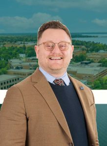 headshot of kevin stensburg