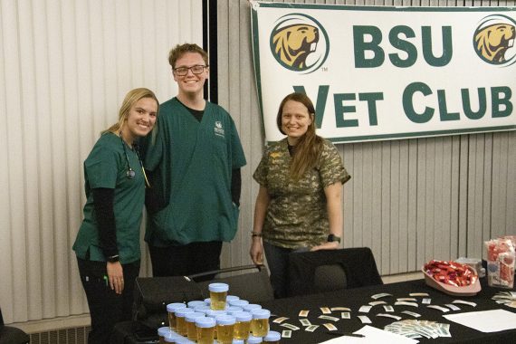 BSU Vet club at recruiting at the beaver organization bash