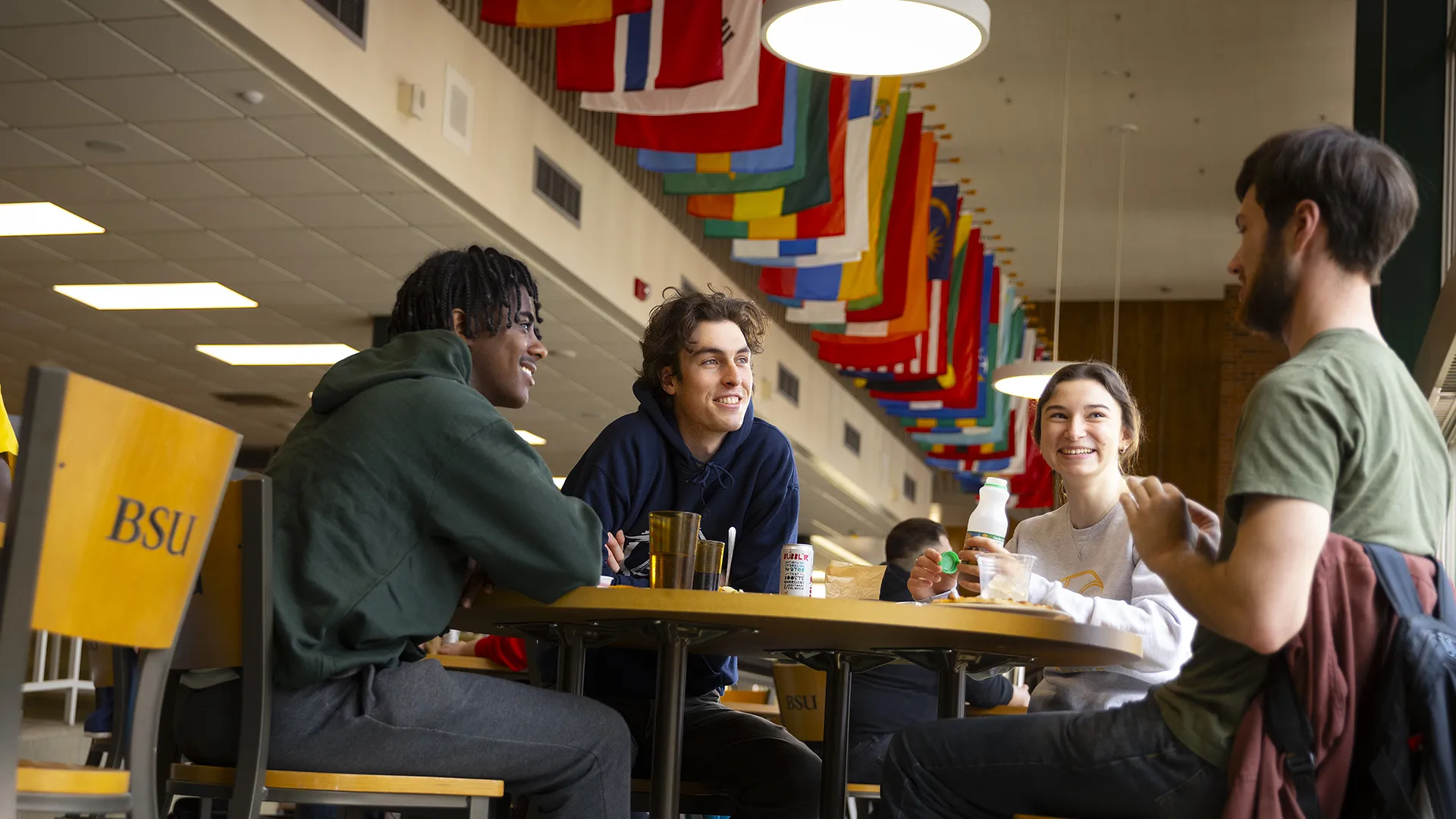 Students in the Lower Union enjoying lunch.